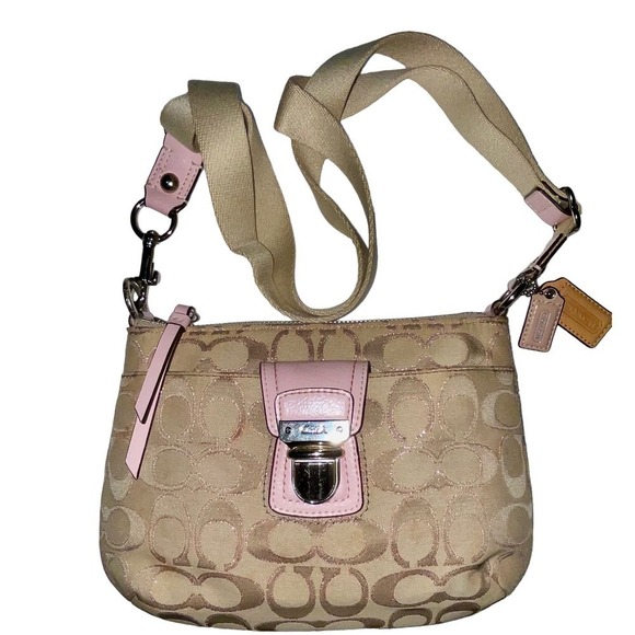 COACHBAG 47910 Beige Signature Canvas with Leather Trim SwingPack Crossbody